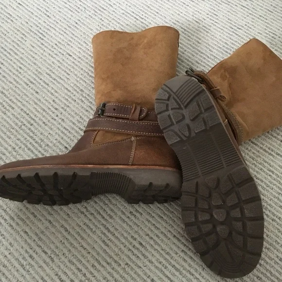 Roots warm shearing boots like new s.7 - Picture 4 of 5